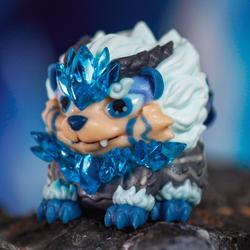Crystal Pieces - .Kirineris. - Frost Guardian
