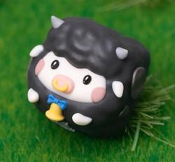 DELLA KEY - 4. Mooly - 4. Black cow