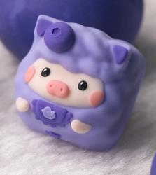 DELLA KEY - 3. Hammy - 110. Blueberry