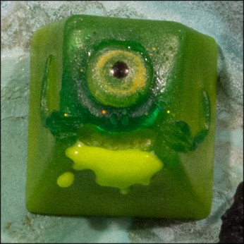 LAZERCAPS - Ooze (BKMCaps Cast) Clackling