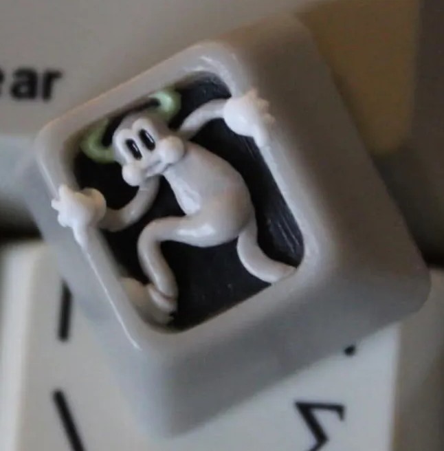 Rubrehose - Desk-Oh Loosquatch (Rubrehose x Levelcaps Collab)