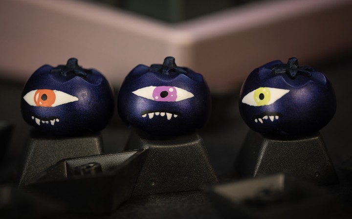 Nightcaps - Lil’ Tommy Nightshade Tomatie