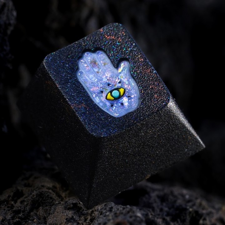 Goldenstar Keycap - Hand of God Cosmos - Expanse