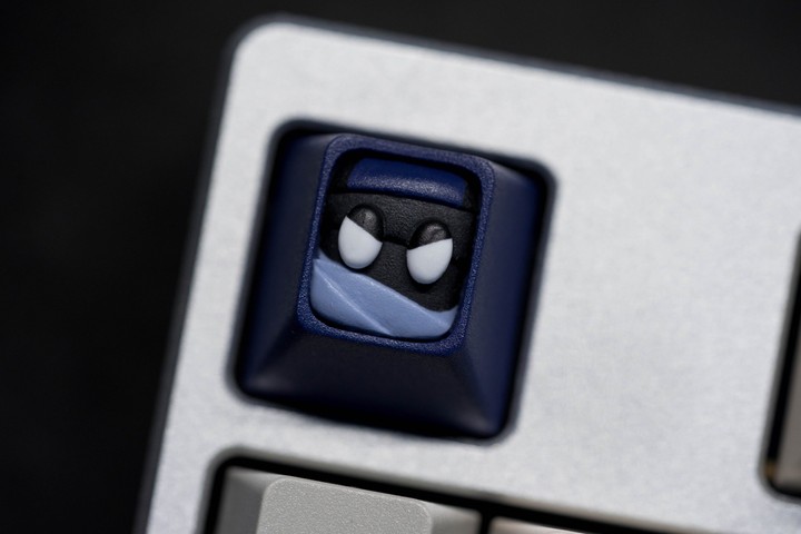 Alpha Keycaps - Bruce Tut