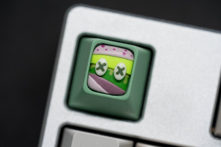 Alpha Keycaps - McChum Tut