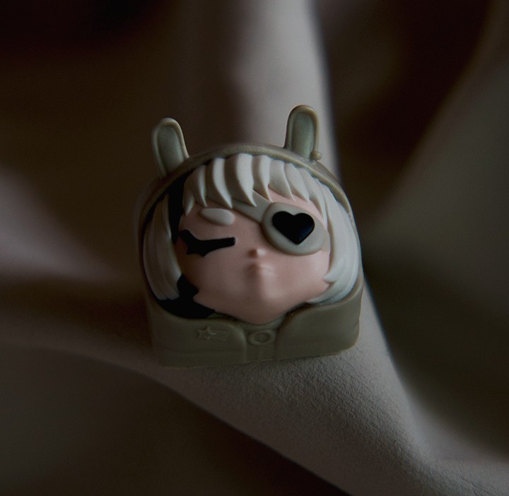 Lilith Project - Beige M4illee