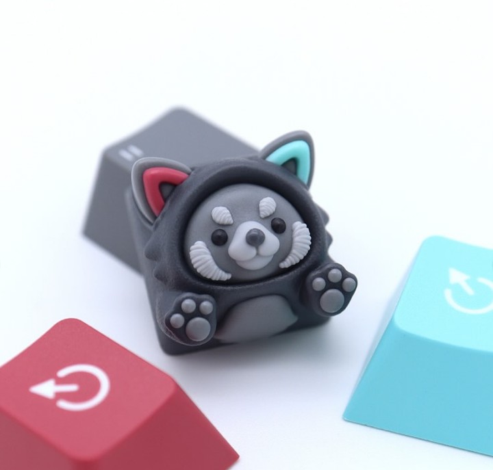 Namong - Modern Dolch R2 Lessy