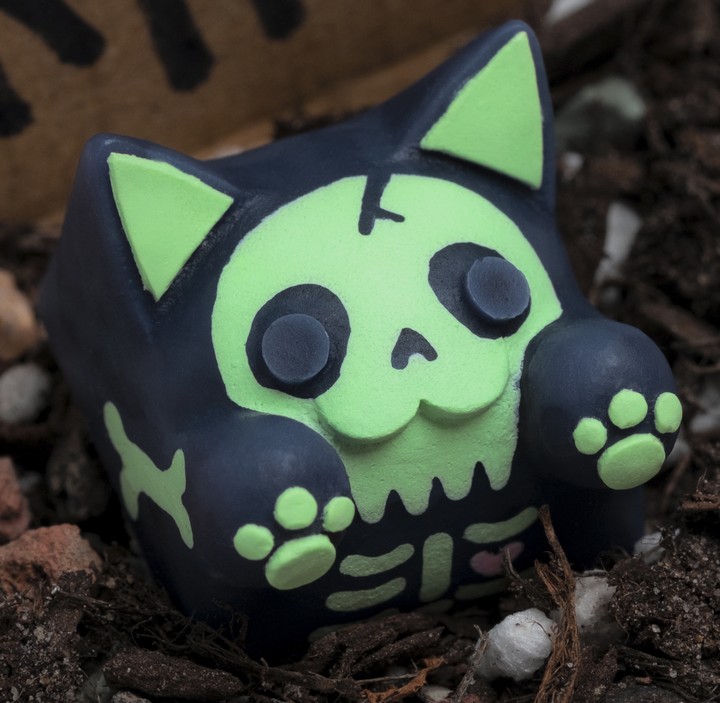 Hello Caps - Poltergeist Bongo Cat v2