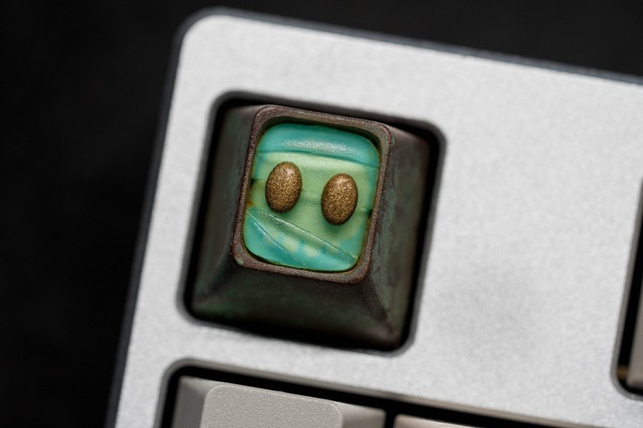 Alpha Keycaps - Davy Jones Tut