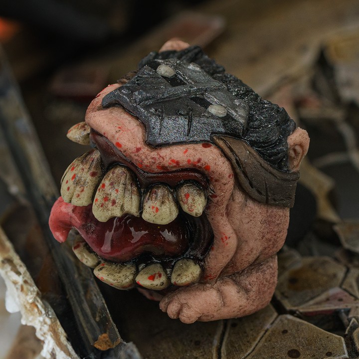 Goldenstar Keycap - Cart Titan Hundun