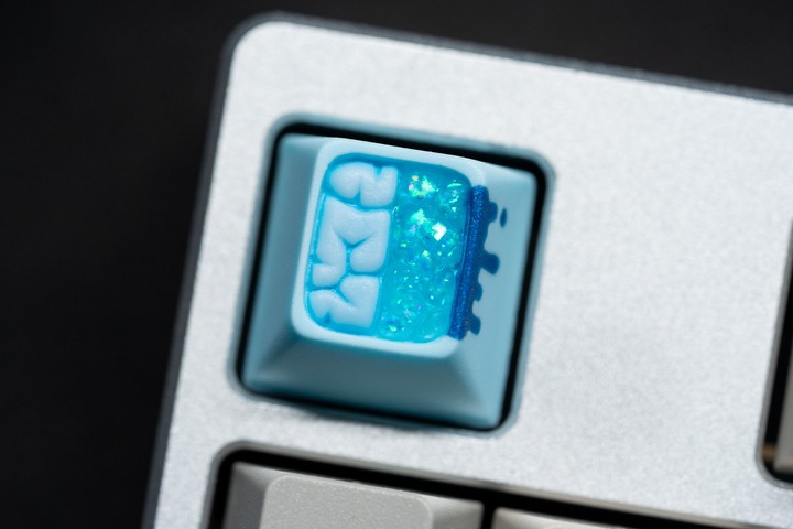 Alpha Keycaps - Frostbite Kerebro