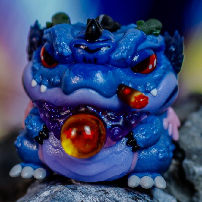 Crystal Pieces - Black Smoke Shenrong