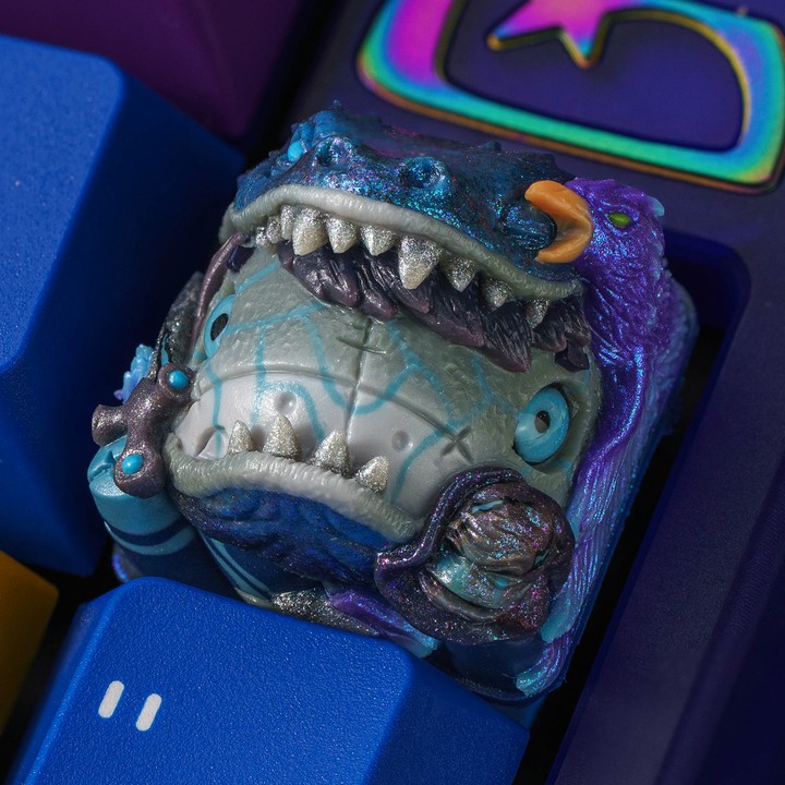 Goldenstar Keycap - Hyperfang Basilikorn