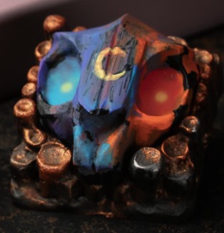 Nightcaps - Urban Decay Layered Paint III C Memento Mori