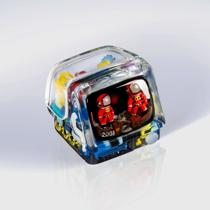 Jelly Key - 1u / Blue Indigo / Space Odyssey Retro TV series: First Frame artisan keycaps (2025/10/26)