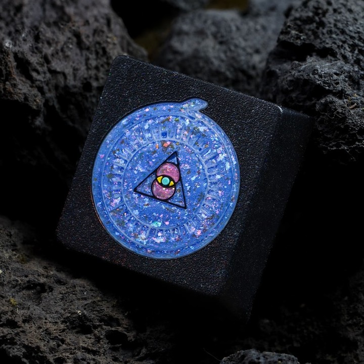 Goldenstar Keycap - Ouroboros (4u) Cosmos - Expanse