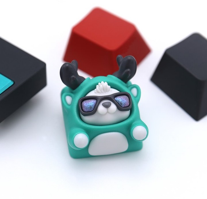 Namong - Monochrome Dolch w/ sunglasses Rudory