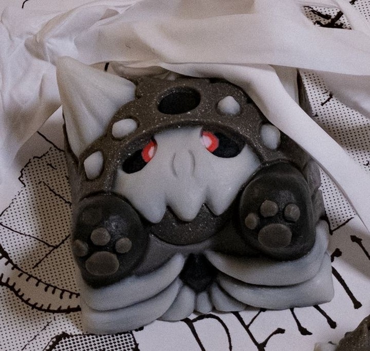 Hello Caps - Dust to Dust Apawstle v2