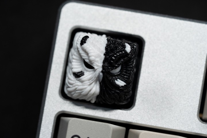 Alpha Keycaps - Yin Yang Devoura