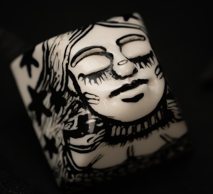 Nightcaps - Rowan Dreaming Eggface v3