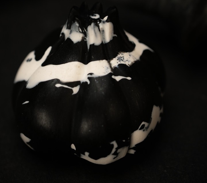 Nightcaps - Twisted Garlic Lunar Allium