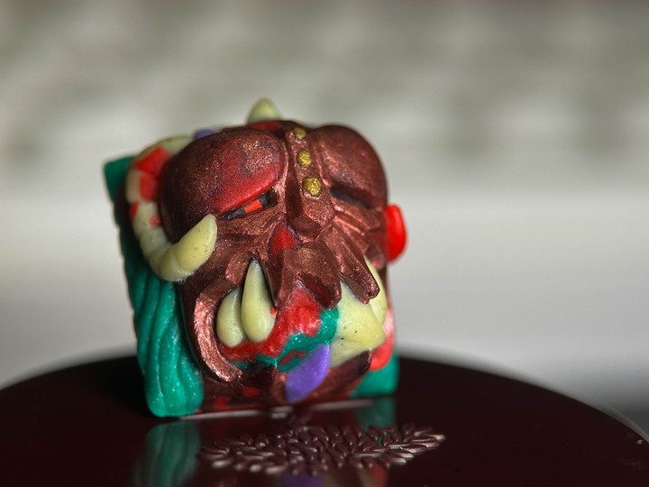 haoN - Armored Zombie Slayer