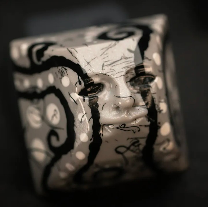 Nightcaps - 1926: Changeling Eggface - Faceted