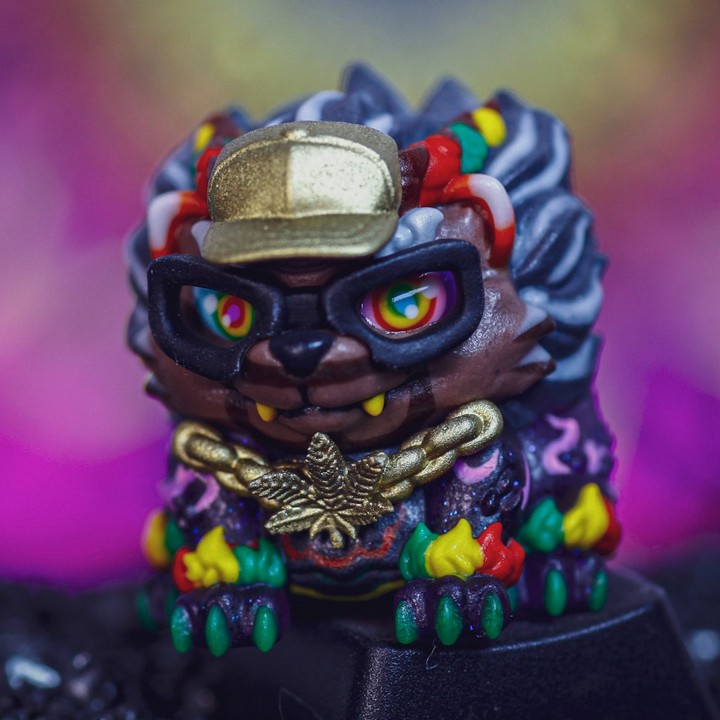 Crystal Pieces - Snoop Kirin Kirineris
