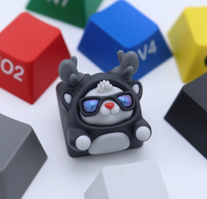 Namong - N16 w/ sunglasses Rudory